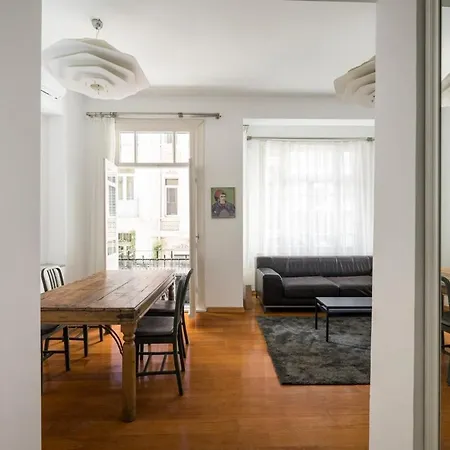 Apartamento Bright 2br Cozy W Balconysea View! #112 Istambul